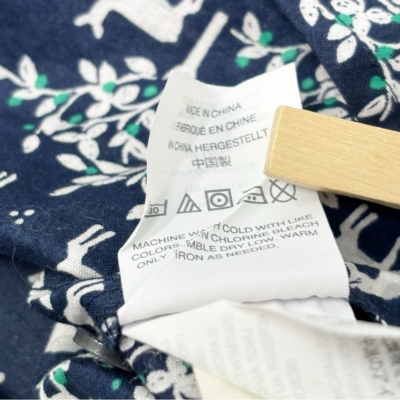 J CREW Women’s Navy Blue WOODLAND DEER Long Sleeve Popover Top Collared Size 2 - Picture 7 of 8